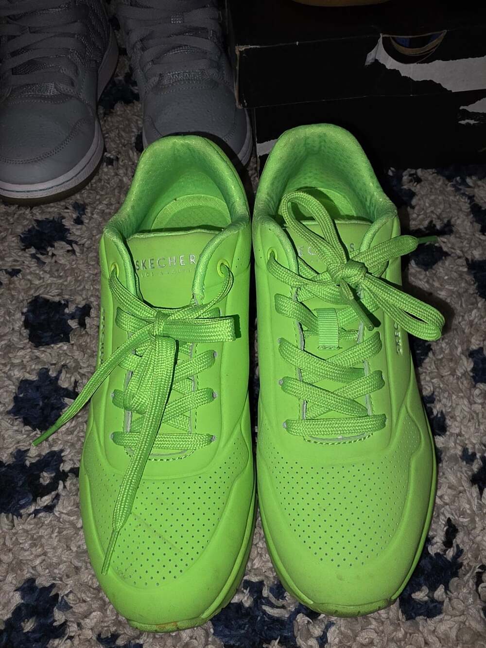 Skechers Uno Night Shades Lime Green Memory Foam Sneakers SN 73667